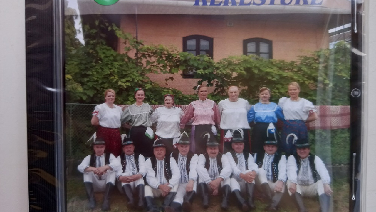 Knihy o obci a CD Tepličan 