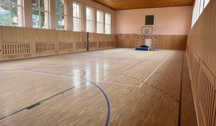Fotka - Rekonštrukcia telocvične s podporou MCRŠ SR 